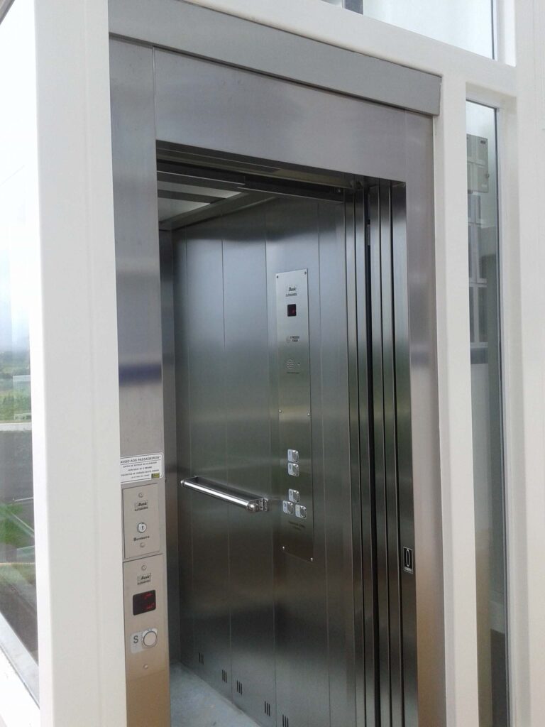 elevador-comercial