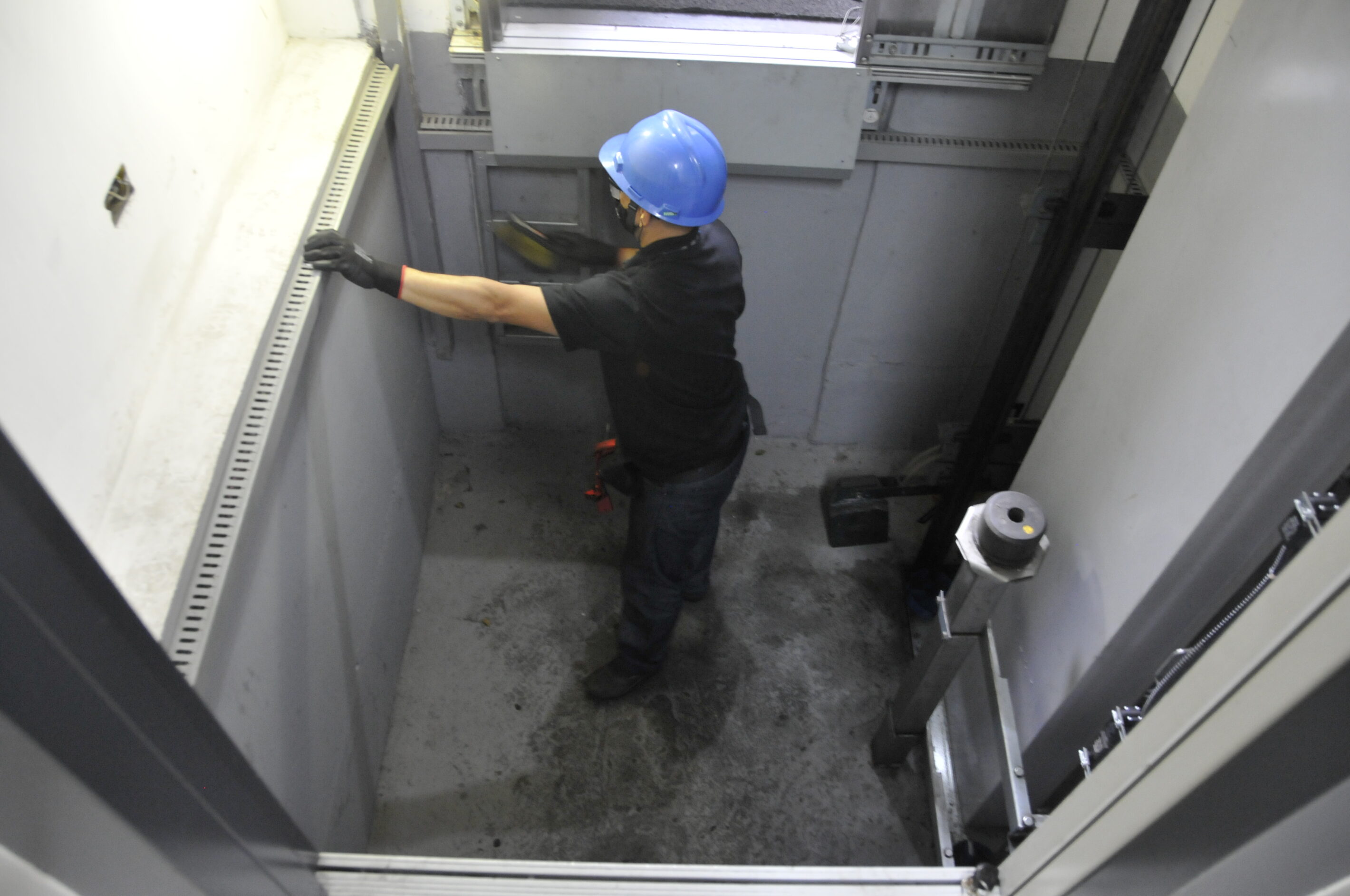 Inspeção de elevadores