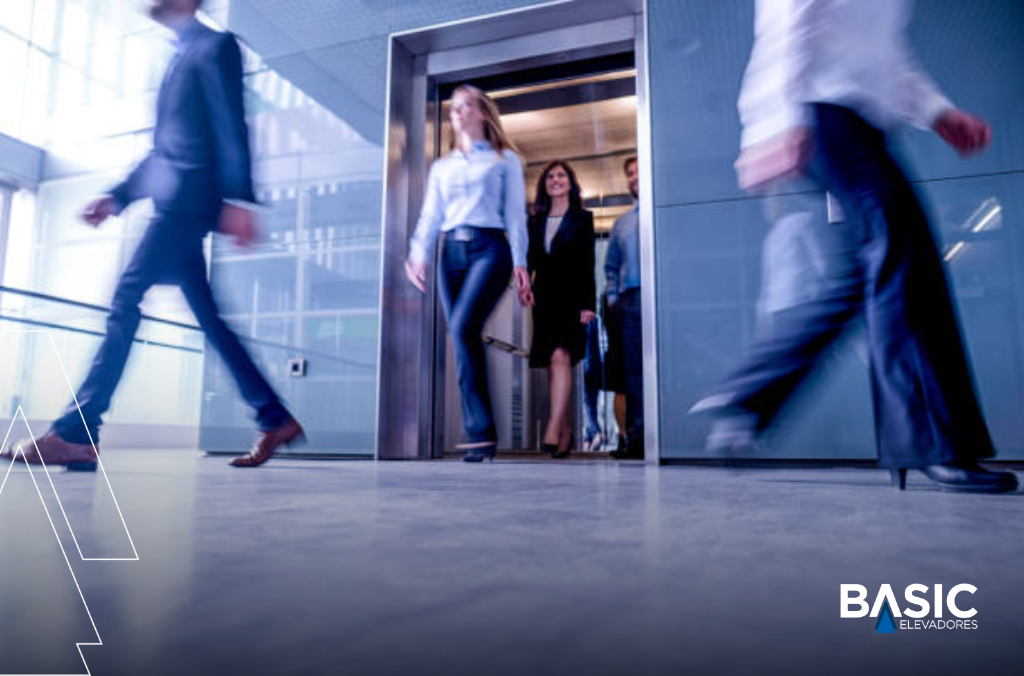 Curiosidades sobre elevadores e seus serviços 5 Elevadores economizam tempo e otimizam a mobilidade urbana - Curiosidades sobre Elevadores