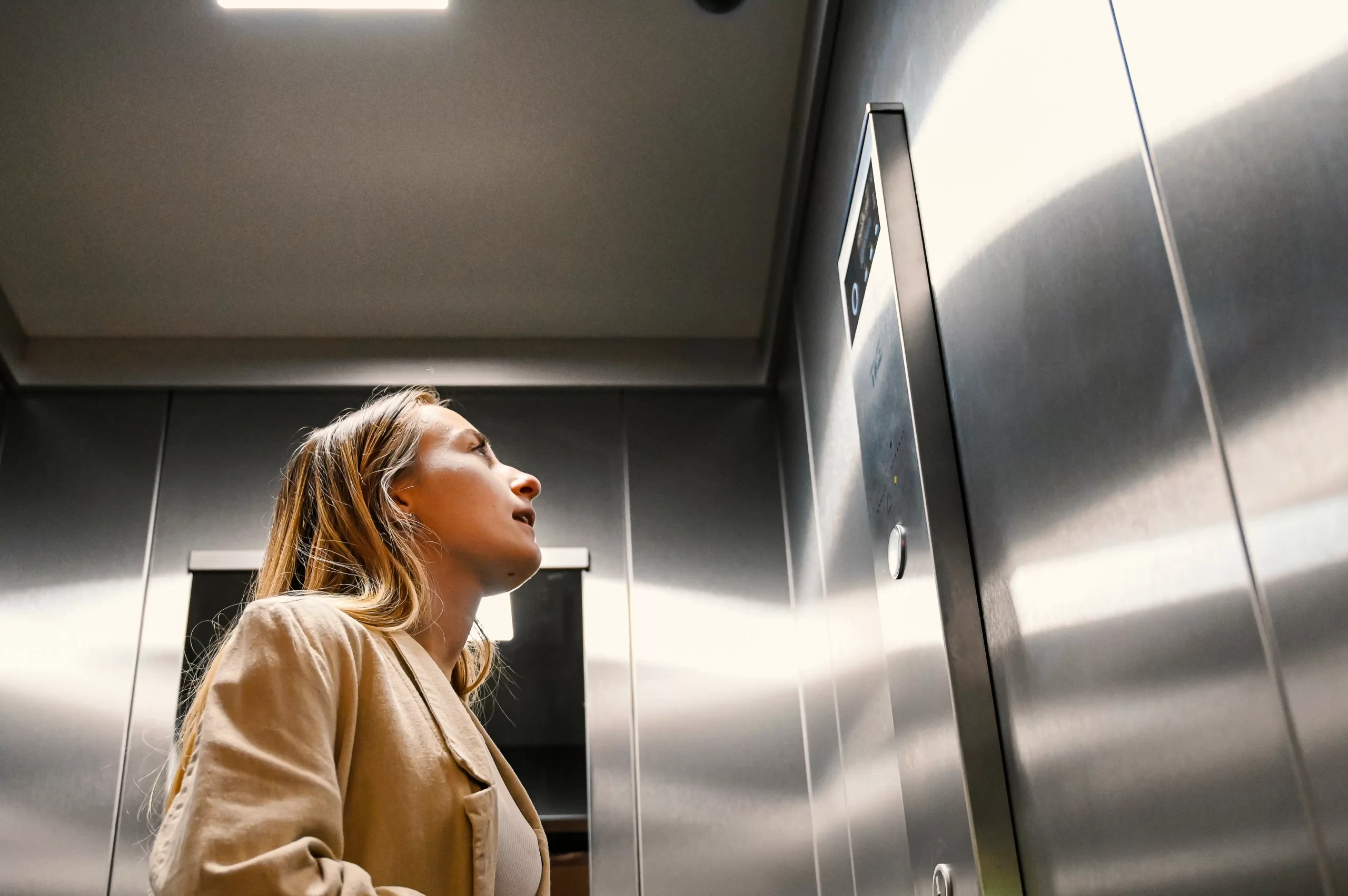 Elevadores comerciais